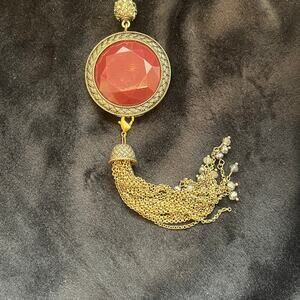 Reversible Burgundy or Green 2 1/2" Round Pendant w/ Removable 4" Golden Tassel